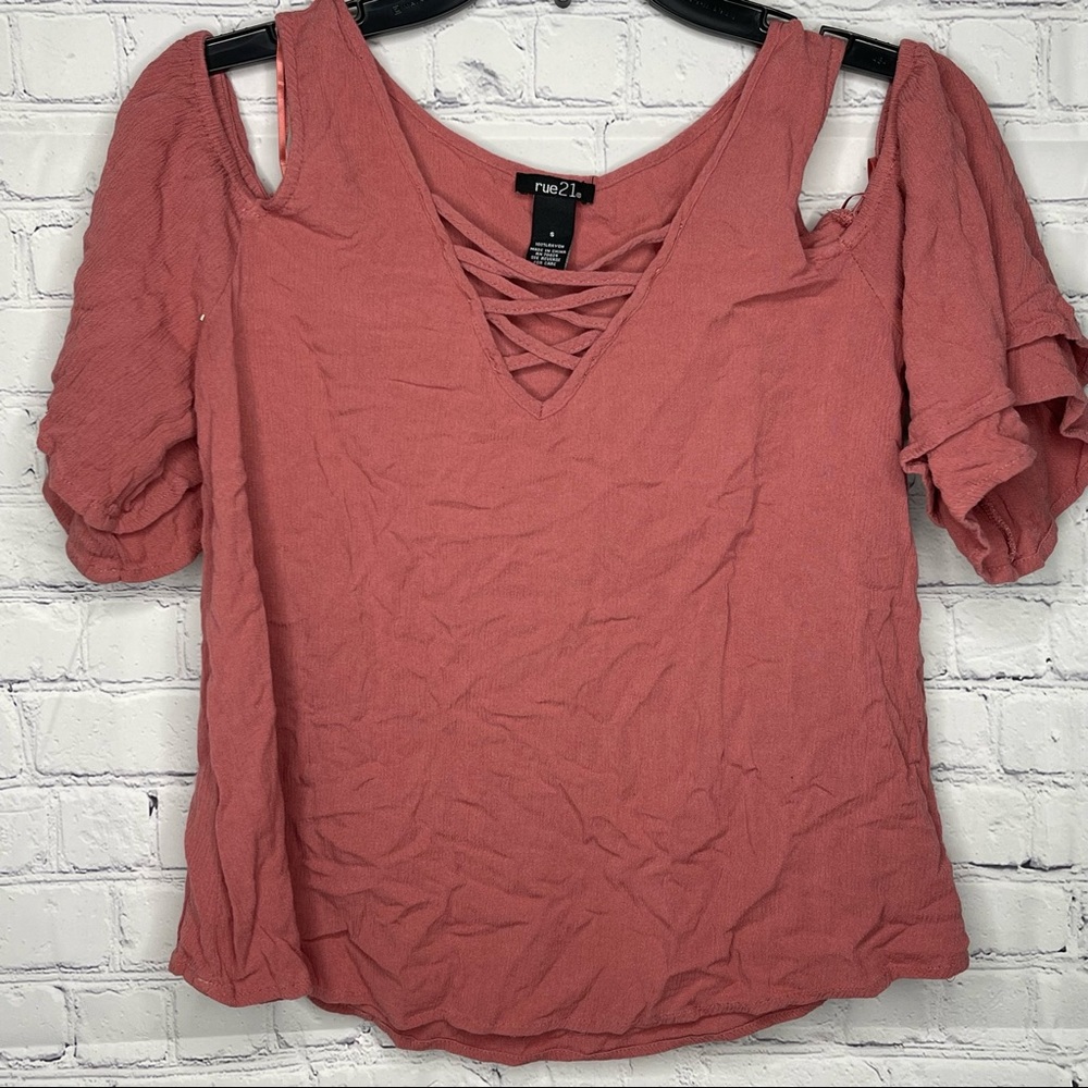 Rue21 open shoulder blouse in a rose gold